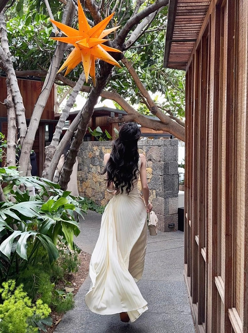 夜宴雅致 春季斜肩长裙收腰连衣裙 Off-Shoulder Waist-Cinching Maxi Dress