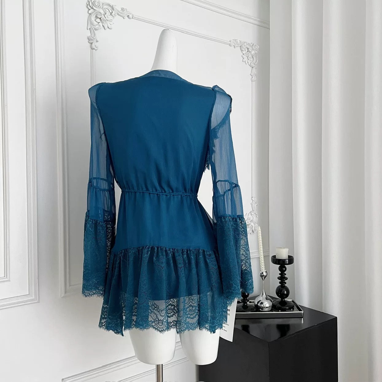蓝韵名媛 气质名媛孔雀蓝蕾丝性感上衣 Peacock Blue Lace Sexy Top