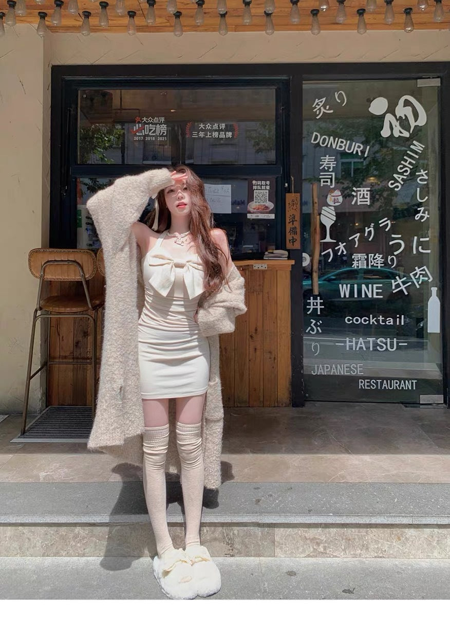 柔柔可露 - 法式蝴蝶结挂脖吊带连衣裙/毛衣外套 Gentle Elegance - French Bow Tie Halterneck Dress/Sweater Coat
