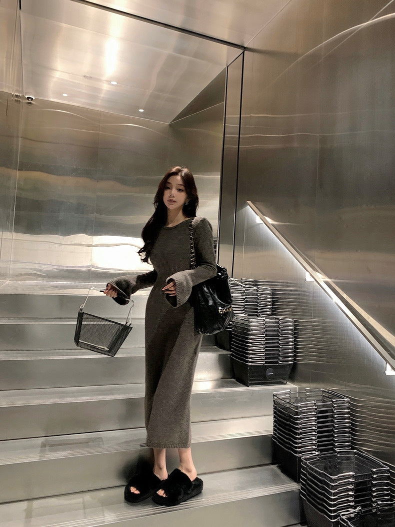 驼绒之美 - 女主驼绒羊毛露腰长袖连衣裙 Camel Beauty - Women's Camel Wool Waist-Exposed Long Sleeve Dress