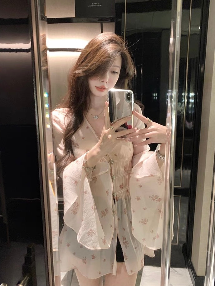 纱木梦境 夏装长袖收腰碎花衬衫 Summer Long-Sleeve Waist-Cinching Floral Shirt