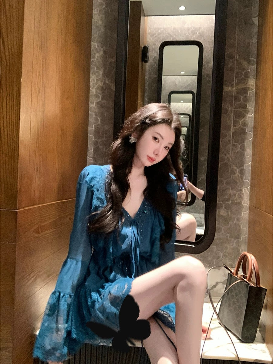 蓝韵名媛 气质名媛孔雀蓝蕾丝性感上衣 Peacock Blue Lace Sexy Top
