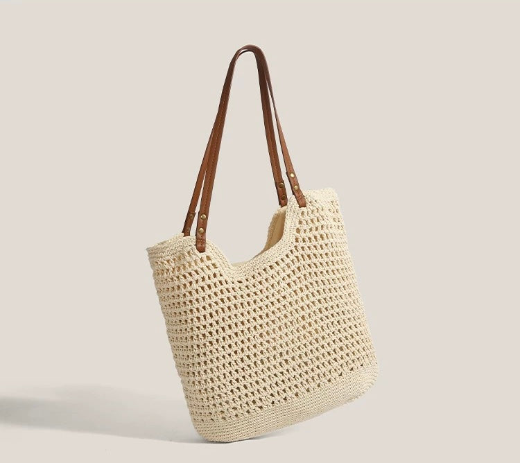大容量编织包 沙滩度假首选包包 Large-Capacity Woven Bag — The Perfect Choice for Beach Vacations