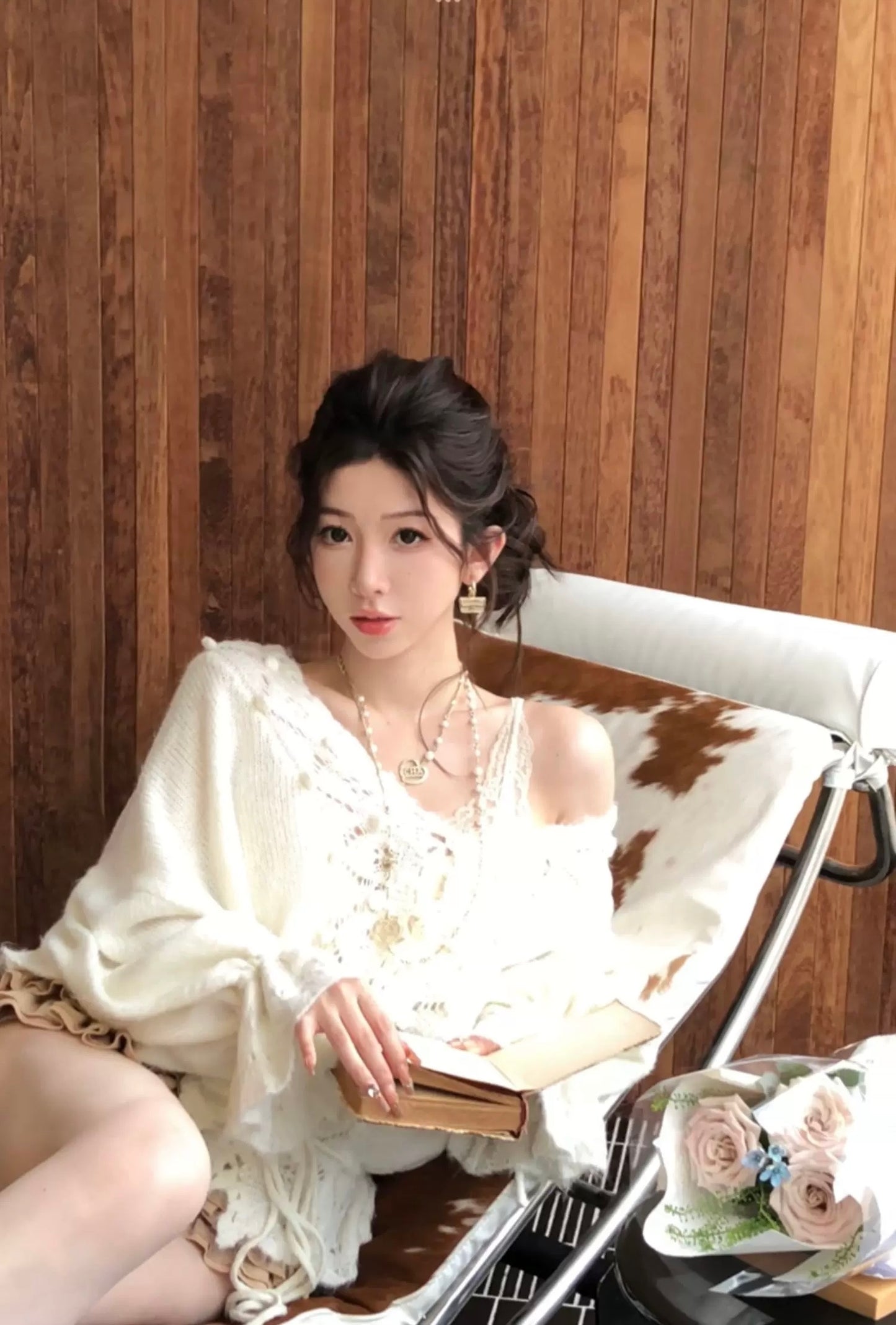 暖朵毛衣 镂空钩宽松抽绳毛衣上衣 Warm Blossom Sweater – Loose Drawstring Crochet Knit Top