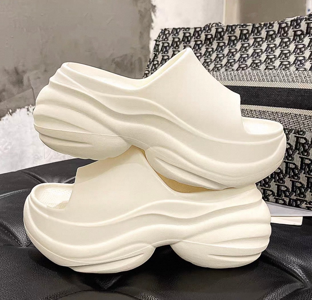 云端漫步8cm 厚底增高拖鞋英文 Cloud Walker 8.0 Platform Slippers