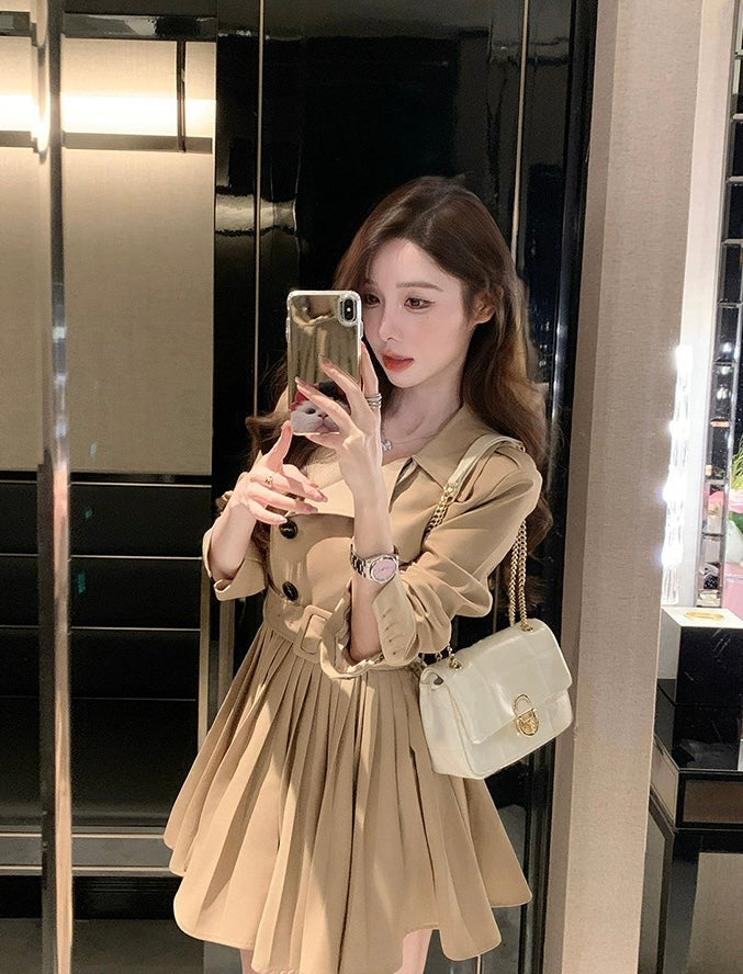 厅里厅气 秋冬性感风衣连衣裙 Elegant and Chic Autumn Trench Coat Dress with a Sexy Touch