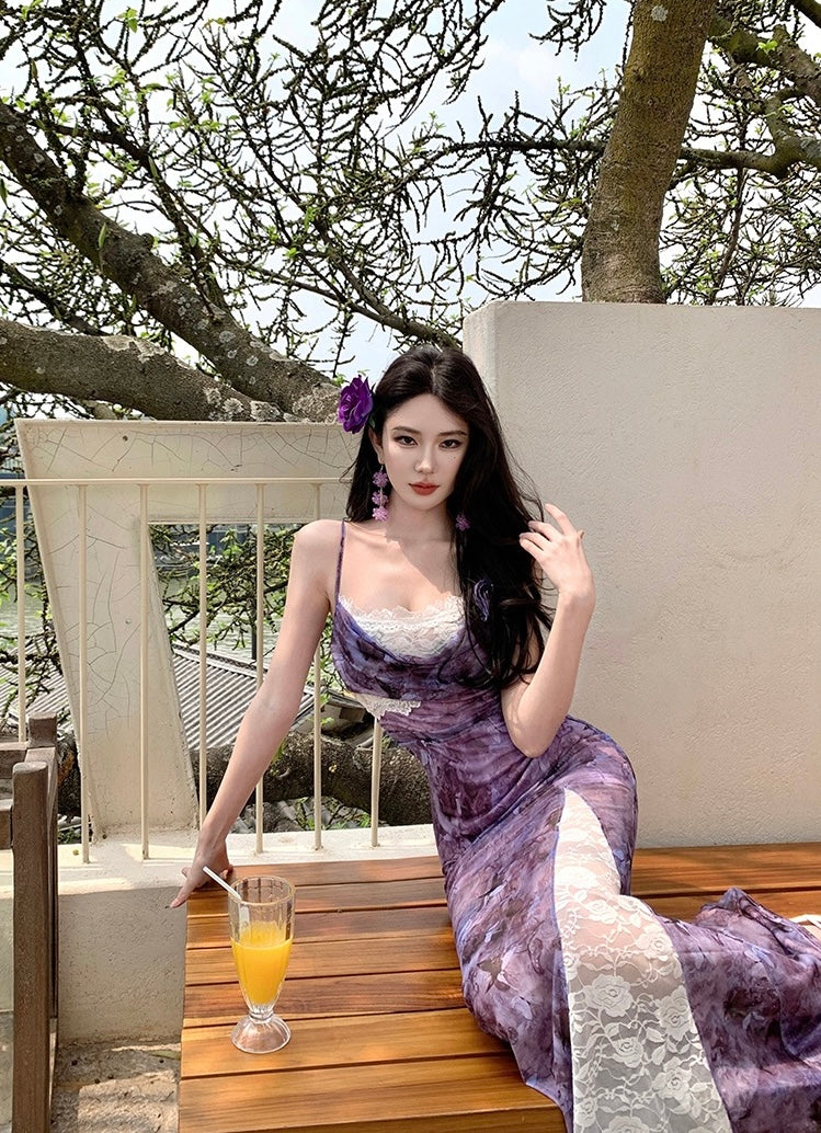 漫野栖蝶 轻熟风紫色收腰蕾丝长裙 Butterflies in the Wild – Elegant Purple Lace Maxi Dress with Cinched Waist