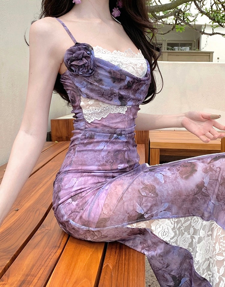漫野栖蝶 轻熟风紫色收腰蕾丝长裙 Butterflies in the Wild – Elegant Purple Lace Maxi Dress with Cinched Waist