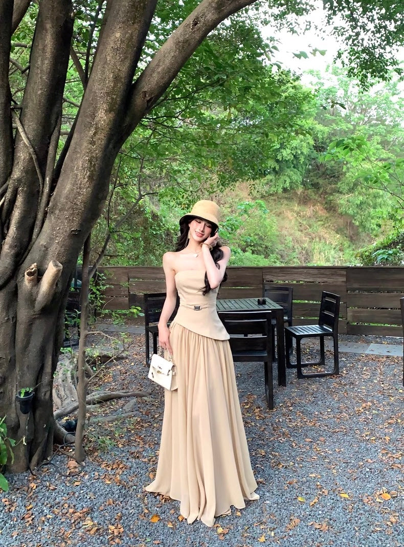 中古情话 一字肩拼接显比例连衣裙 Vintage Love Whisper – Off-Shoulder Patchwork Silhouette Dress