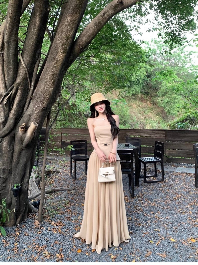 中古情话 一字肩拼接显比例连衣裙 Vintage Love Whisper – Off-Shoulder Patchwork Silhouette Dress