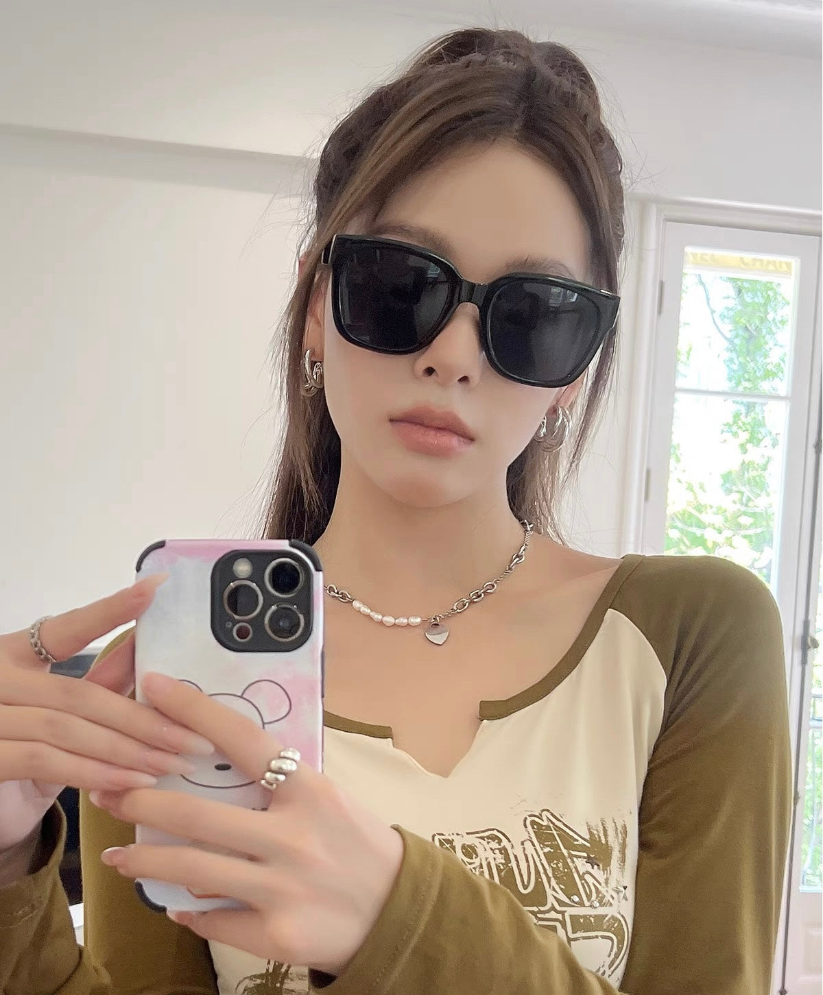 瘦脸秘密🌟三色粗框墨镜 Face-Slimming Secret: Three-Color Chunky Frame Sunglasses
