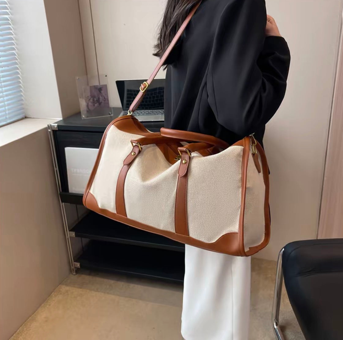 Leisure Luxe Heritage Style Spacious Carry-on