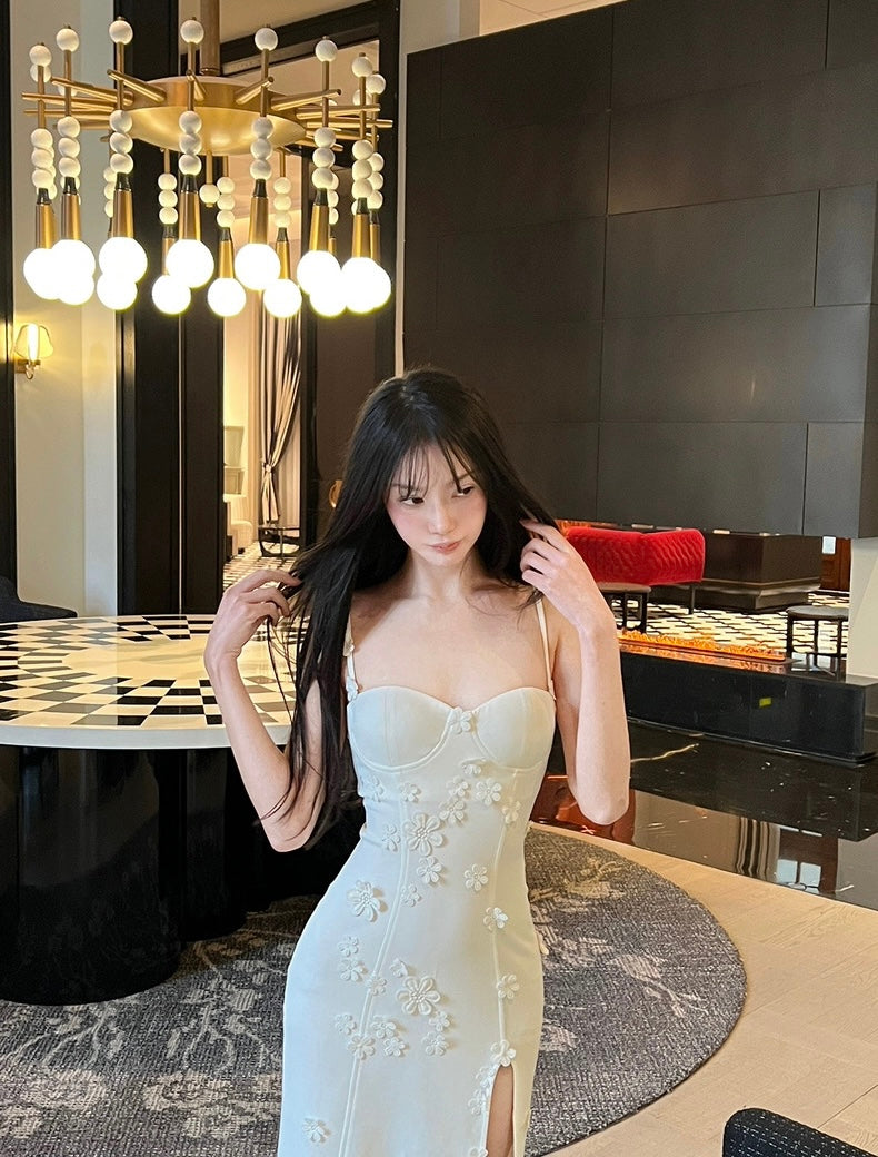 白色约定 立体花朵开叉连衣裙 White Promise 3D Floral Slit Dress