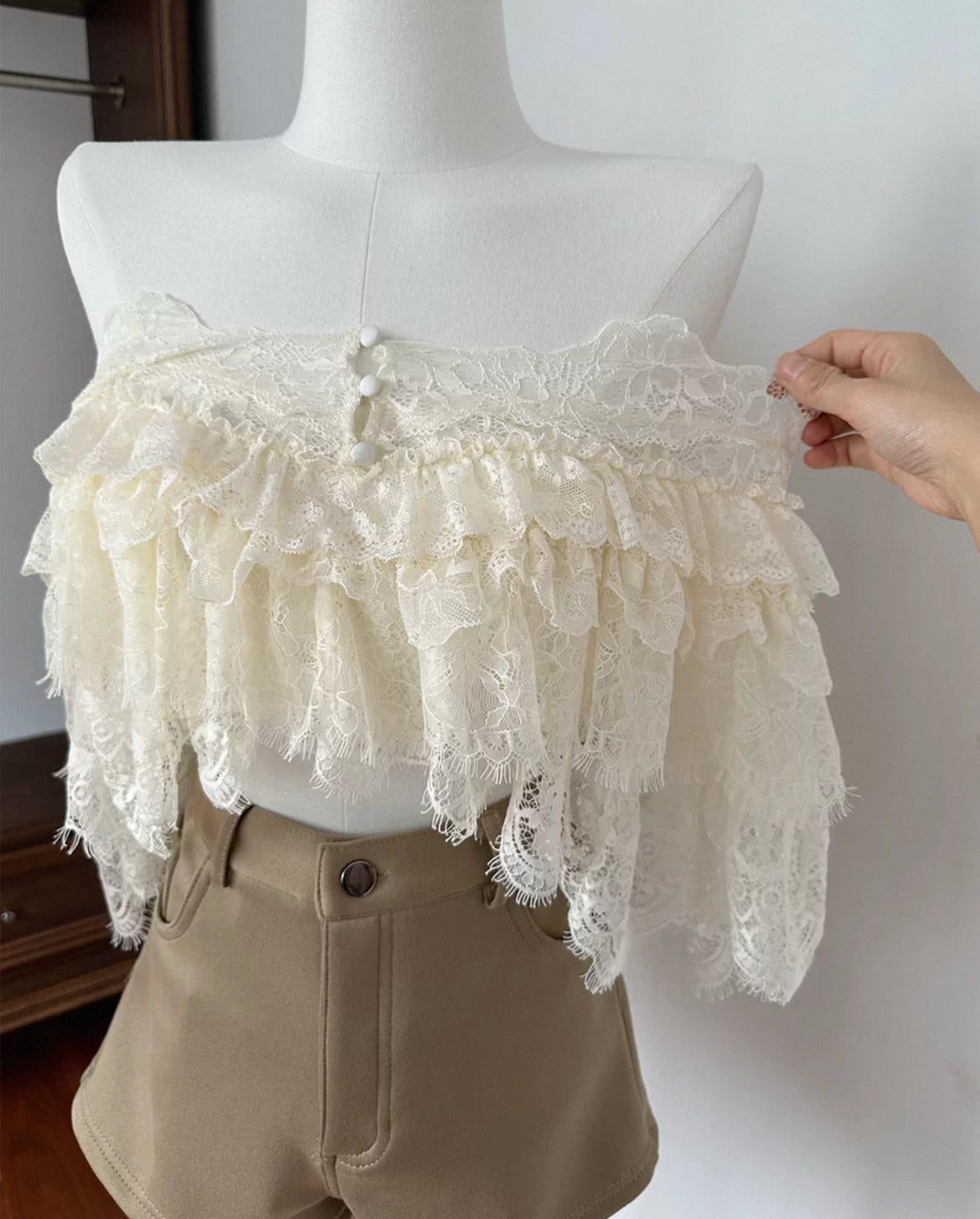普罗旺斯夏日 甜美双色蕾丝叠加性感上衣 Provence Summer Sweet Two-Tone Lace Layered Sexy Top