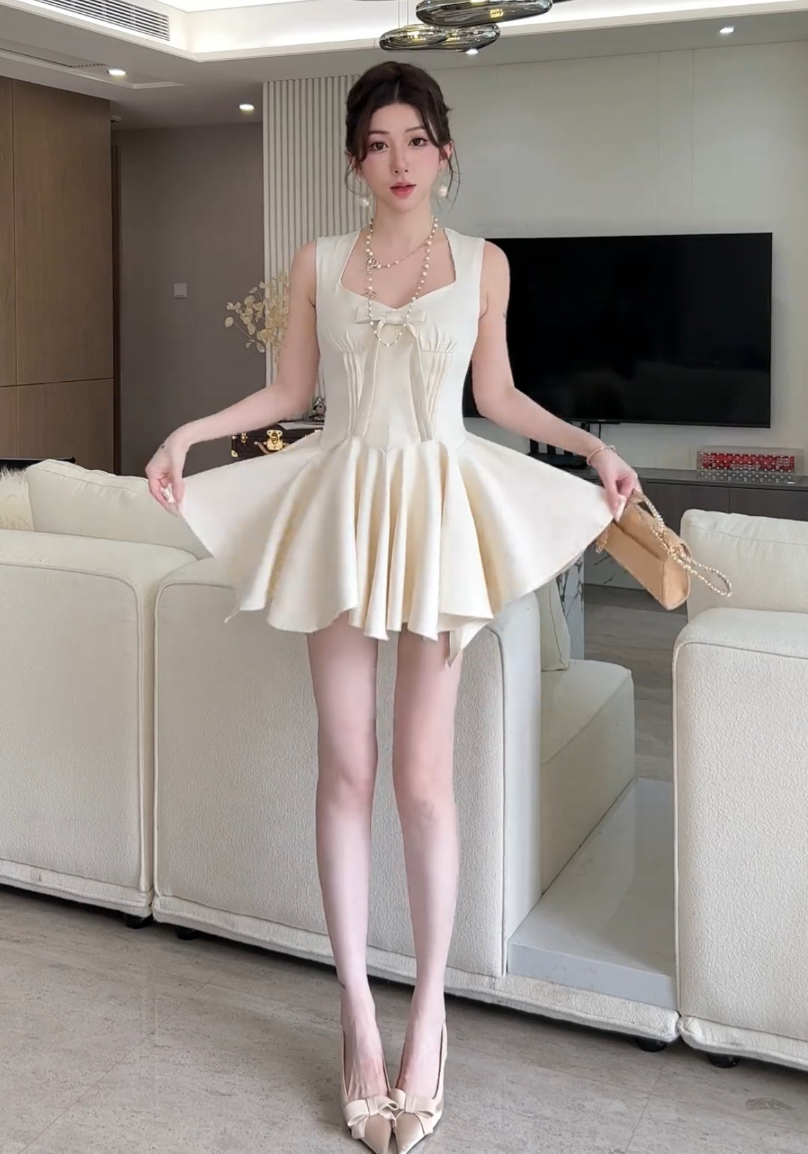 谜笛公主裙 甜美蝴蝶结收腰大裙摆连衣裙 英文翻译 MIDI Princess Dress with Sweet Bow Waist and Full Skirt