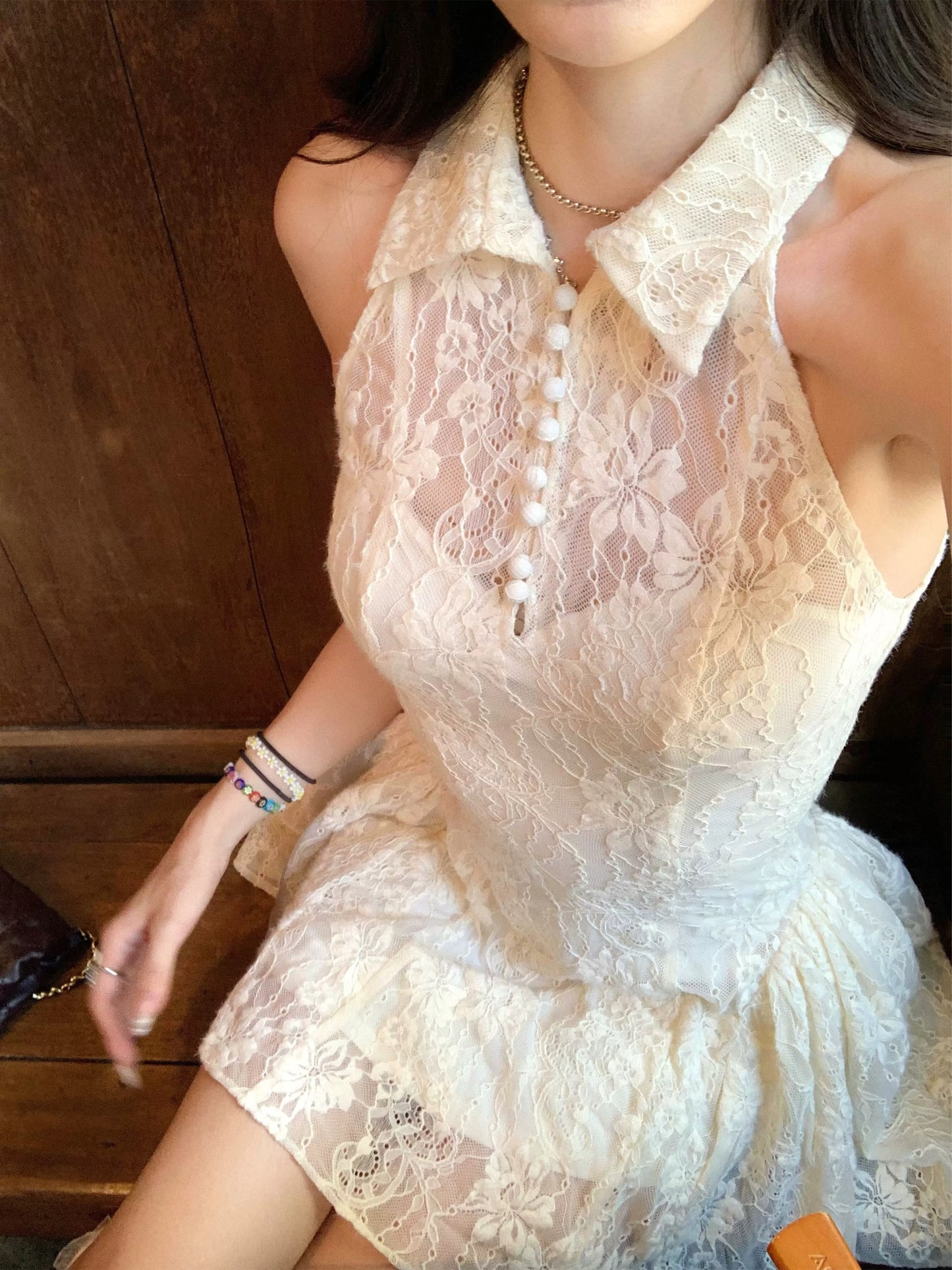 奶绒陷阱 气质挂脖蕾丝连衣裙 Milky Soft Trap Elegant Halter Lace Dress