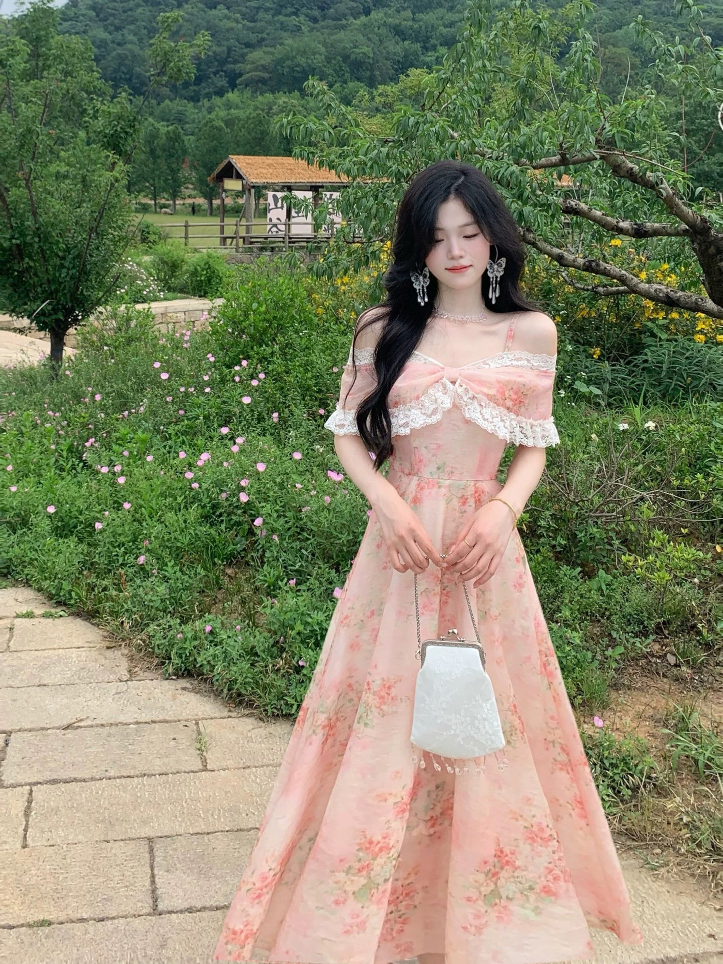 晨曦沁芳 气质浪漫碎花连衣裙 Morning Dew Floral Dress – Elegant & Romantic Style