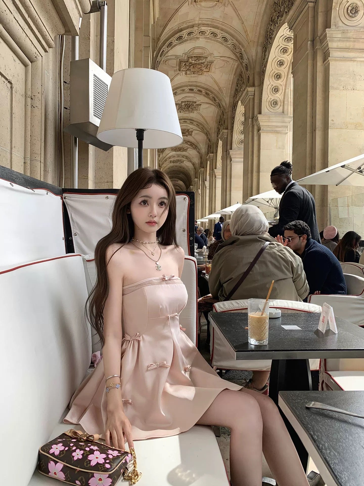 初恋巴黎 缎面蝴蝶结甜美连衣裙 First Love Paris – Satin Bow Sweetheart Dress