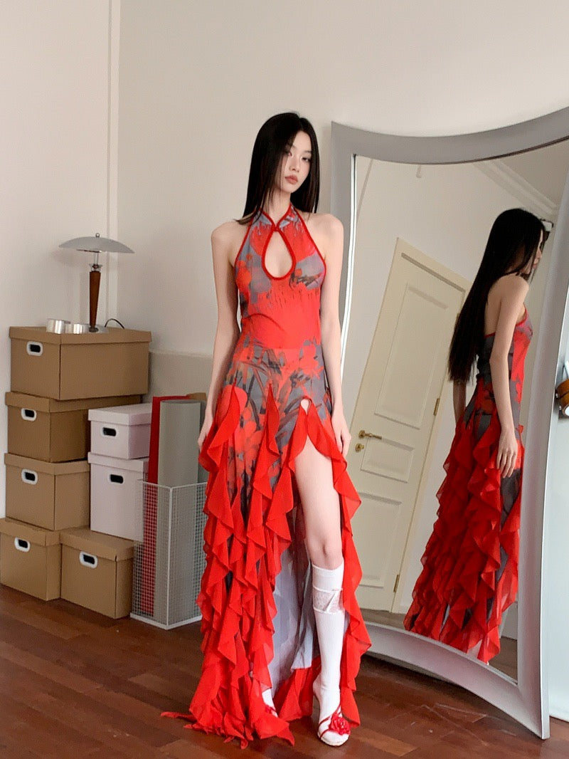 百日红 度假花卉印花红色荷叶边旗袍连衣裙 Crimson Crape Myrtle Vacation Floral Print Red Ruffle Qipao Dress