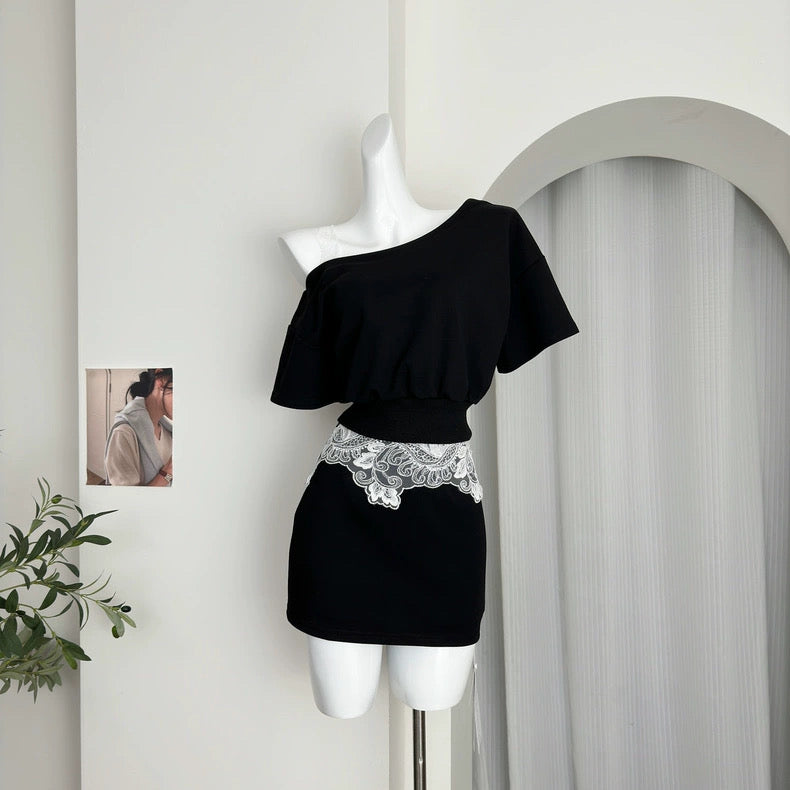 蕾影时光 松弛感蕾丝上衣半裙休闲套装 Lace Whisper Set – Relaxed-Fit Lace Top and Skirt Casual Outfit