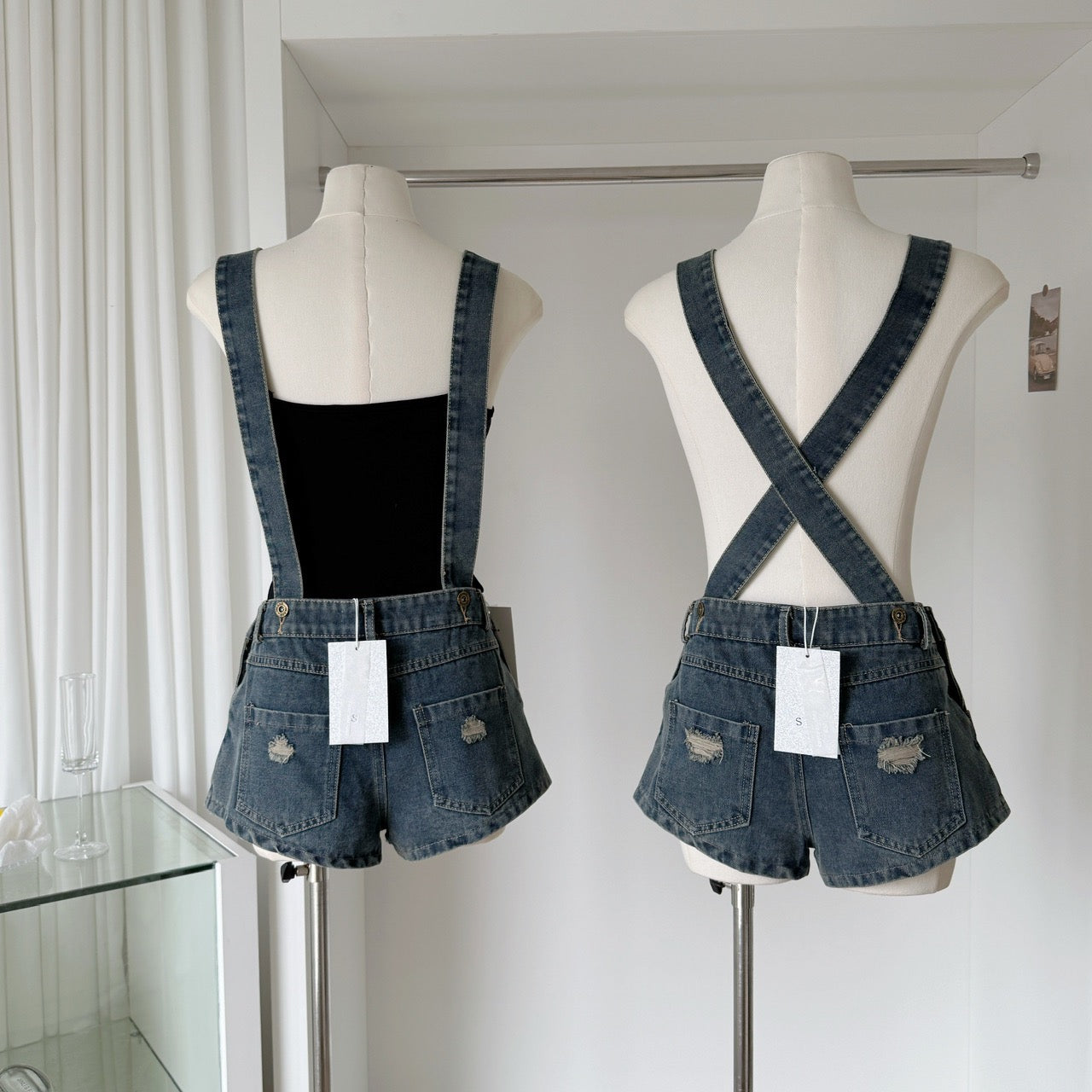 英区留学生 俏皮两色牛仔背带短裤套装 UK-Based Student Playful Two-Tone Denim Overall Shorts Set