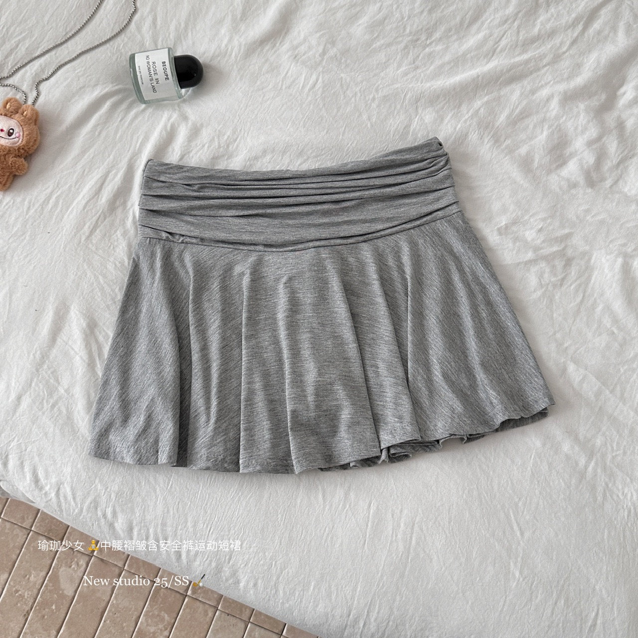 瑜珈少女 中腰褶皱运动百搭A字半裙 Yoga Girl Mid-Rise Ruched Versatile A-Line Sports Skirt