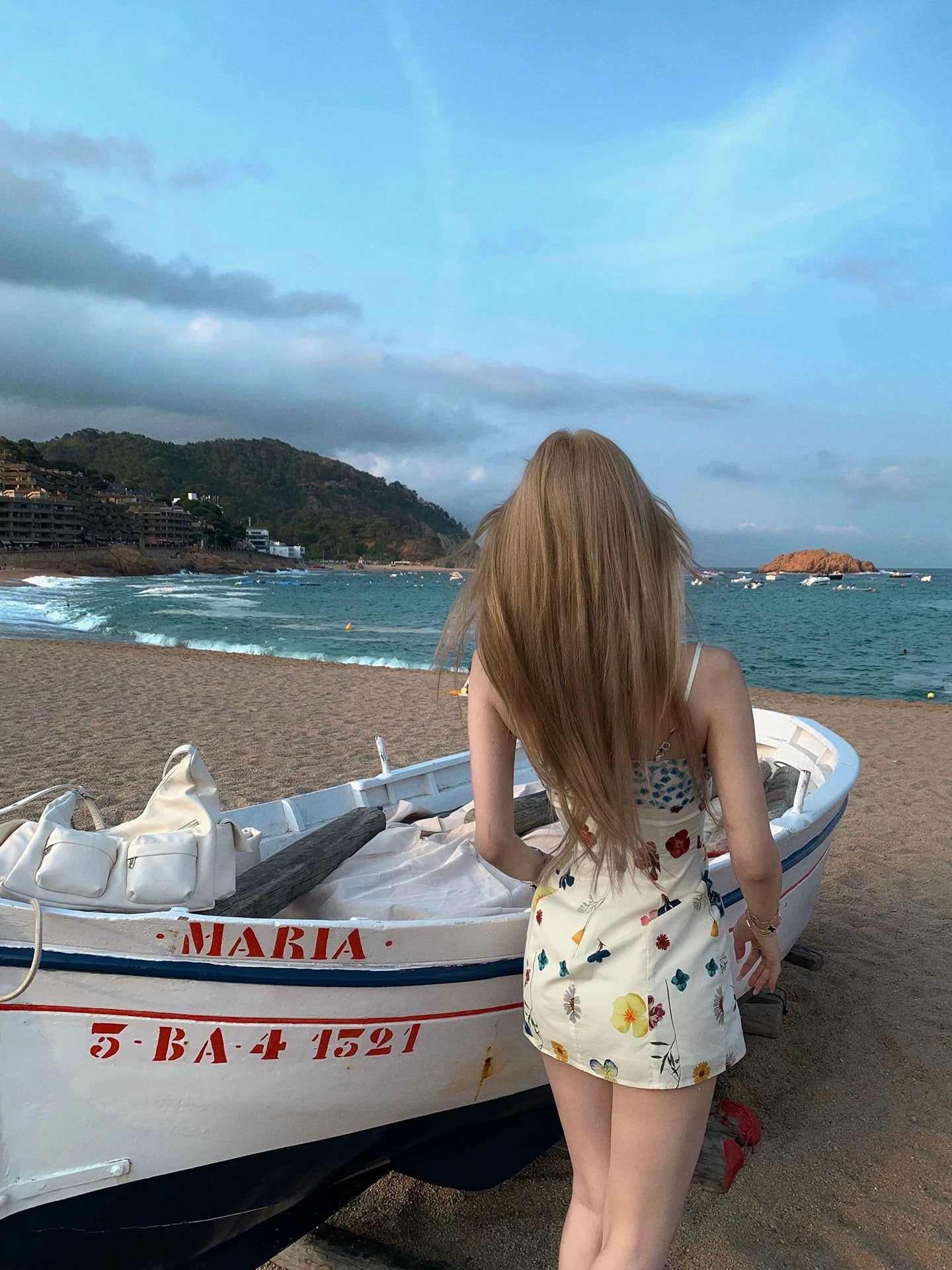 昭花奈莉 设计感碎花阳光连衣裙 Zhaohua Naily Designer Floral Sunshine Dress