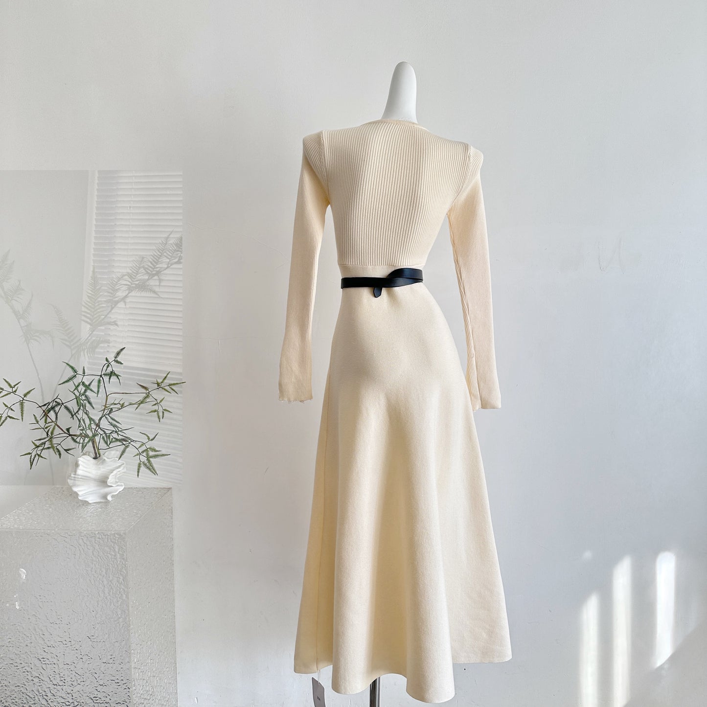 初遇爱神 三重工艺高克重立体毛衣连衣裙 First Encounter with Cupid Triple-Layer Heavyweight 3D Knit Sweater Dress