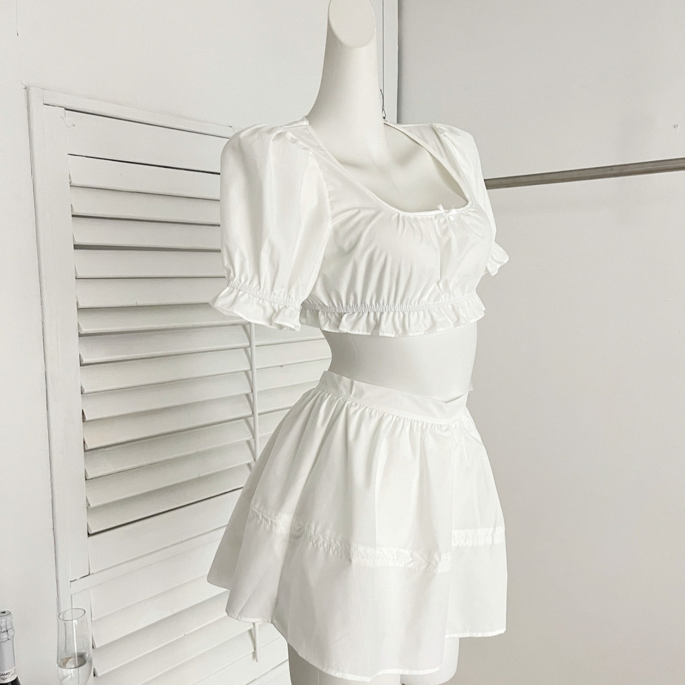 夏日绵绵 甜美套装女U领泡泡袖套装 Sweet Summer Women’s Set with U-Neck and Puff Sleeves