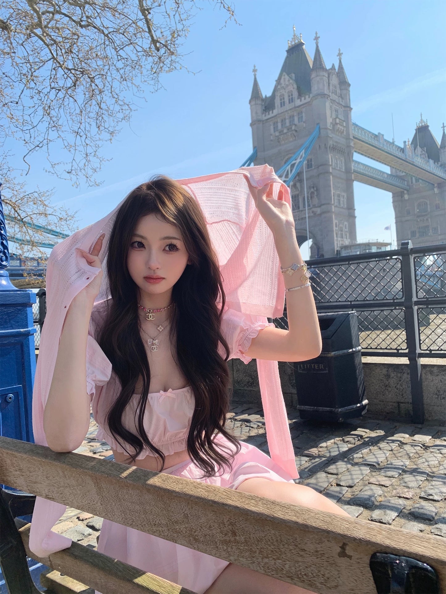 夏日绵绵 甜美套装女U领泡泡袖套装 Sweet Summer Women’s Set with U-Neck and Puff Sleeves