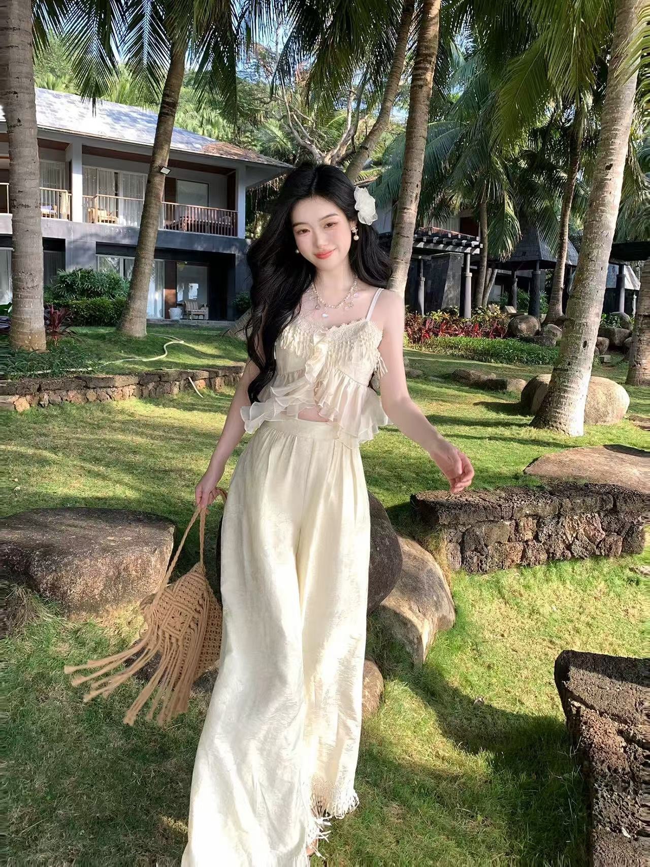 落花惊雨 绣花流苏多层纱上衣+阔腿套装 Falling Blossoms – Embroidered Tassel Multi-layer Tulle Top + Wide-leg Pants Set