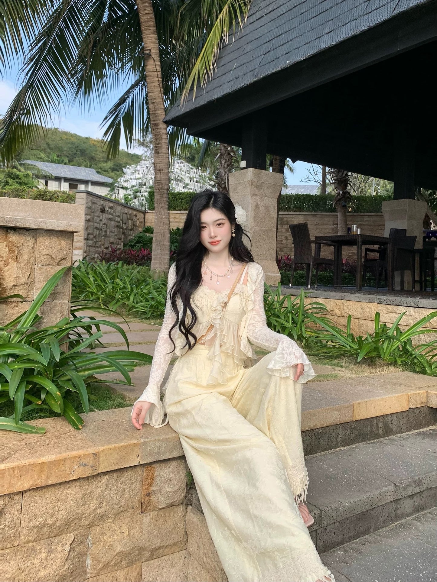 落花惊雨 绣花流苏多层纱上衣+阔腿套装 Falling Blossoms – Embroidered Tassel Multi-layer Tulle Top + Wide-leg Pants Set