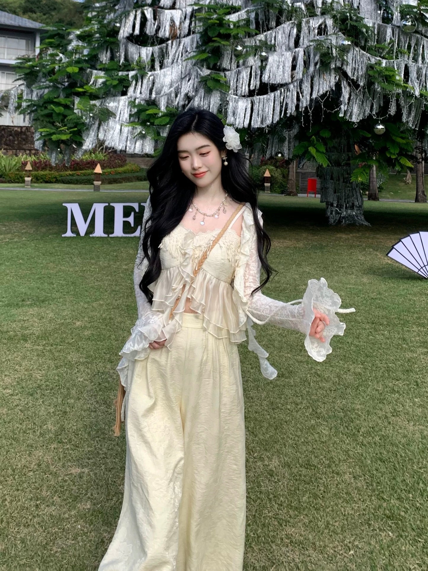 落花惊雨 绣花流苏多层纱上衣+阔腿套装 Falling Blossoms – Embroidered Tassel Multi-layer Tulle Top + Wide-leg Pants Set