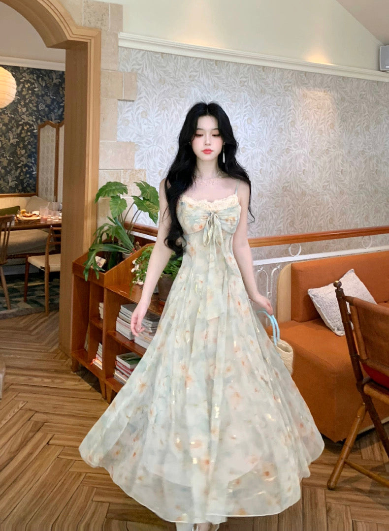 涟心蕊 碎花烫金蝴蝶结吊带连衣裙 Lianxinrui – Floral Foil-Print Bowknot Camisole Dress