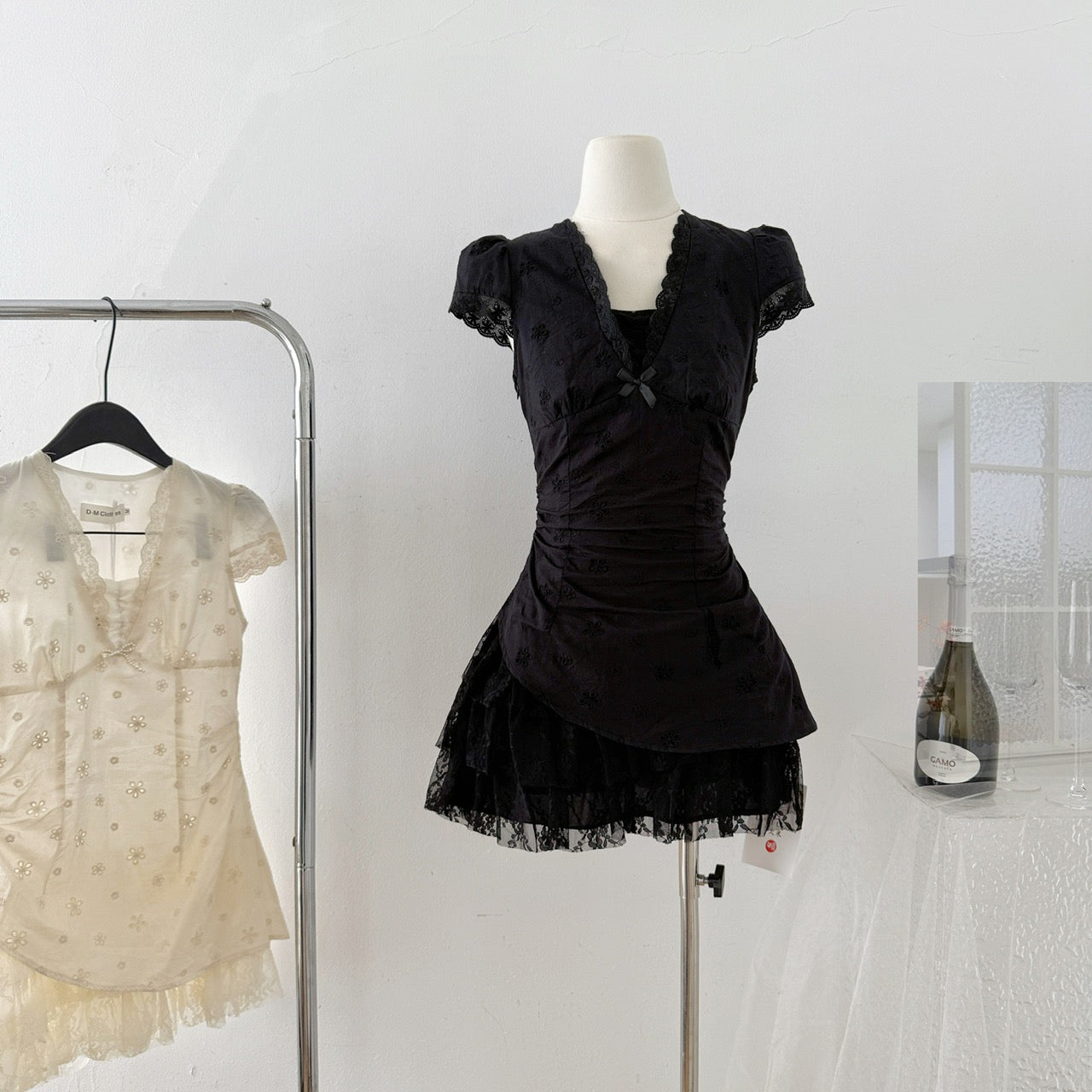 蕾丝泡沫 假两件蕾丝纯欲连衣裙 Lace Bubble Faux Two-Piece Pure Desire Lace Dress