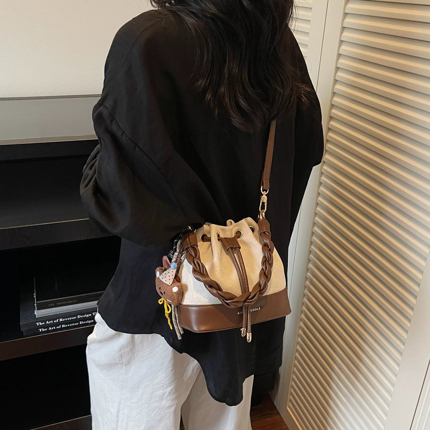 Autumn Edit Chic Versatile Braided Handle Bucket Bag Crossbody