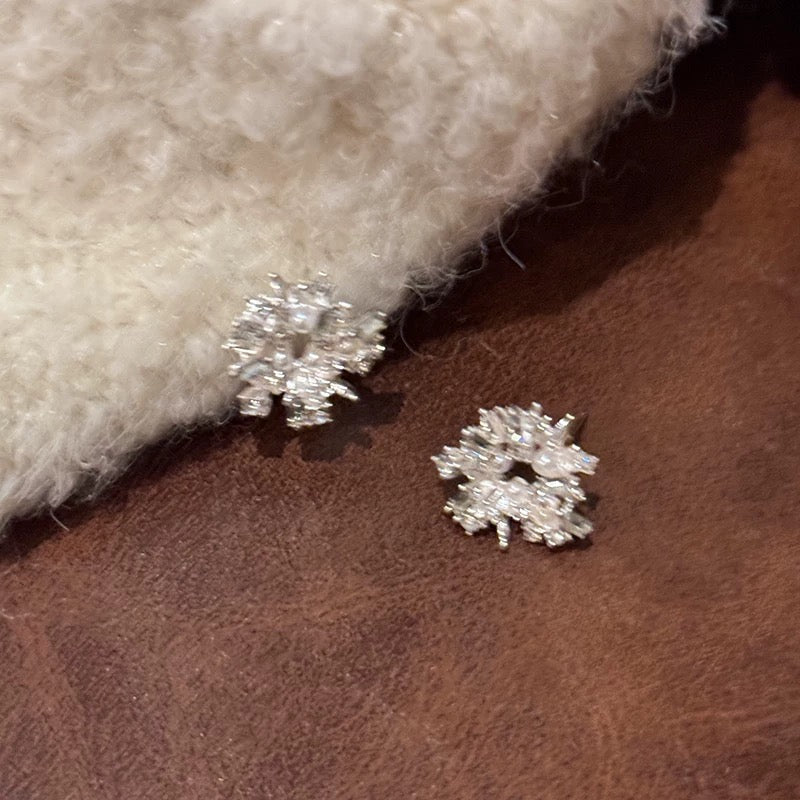 太阳花珍珠设计感耳环 Sunflower Pearl Design Earrings