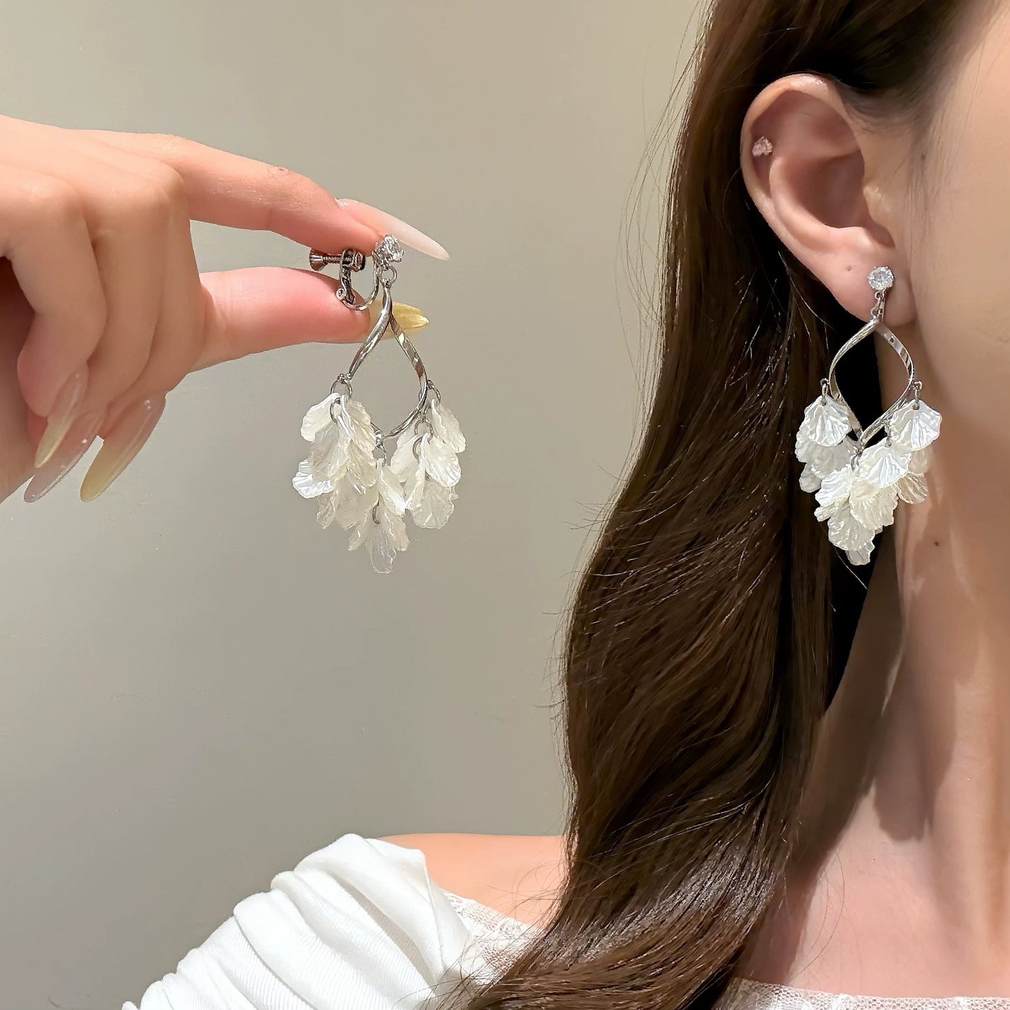 耳畔风铃 法式高级贝壳耳环 Wind Chime-Inspired French Shell Earrings