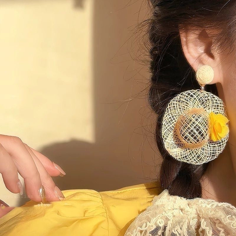 西西里邂逅 小众设计感度假风草帽耳环 Sicilian Encounter Niche Design Vacation-Style Straw Hat Earrings