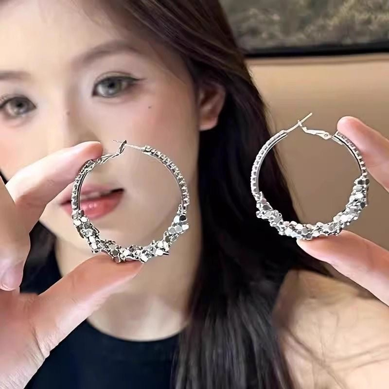 气质韩妹 银色闪钻大圈圈耳环 Elegant Korean Style Silver Sparkling Rhinestone Hoop Earrings