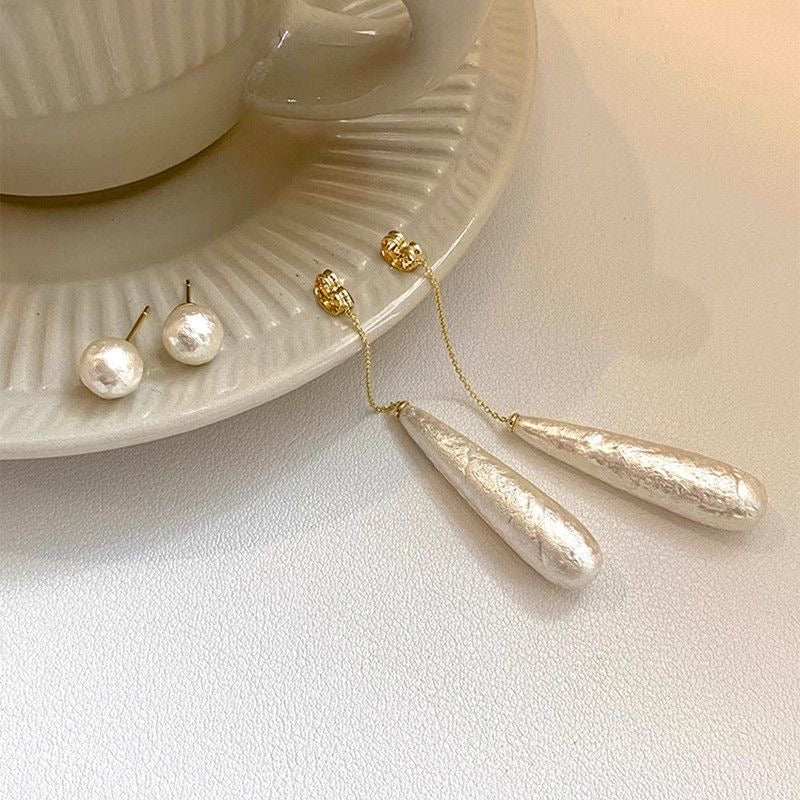 赶赴晚宴 法式复古水滴棉花珍珠耳环 To the Banquet – French Vintage Teardrop Cotton Pearl Earrings