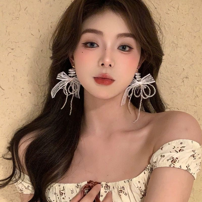 纯欲公主 流苏蝴蝶结巴洛克珍珠耳环 Innocent Glam Princess – Tassel Bow Baroque Pearl Earrings