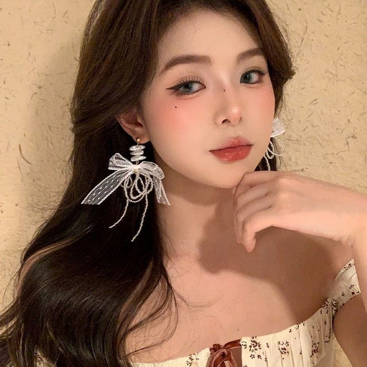 纯欲公主 流苏蝴蝶结巴洛克珍珠耳环 Innocent Glam Princess – Tassel Bow Baroque Pearl Earrings