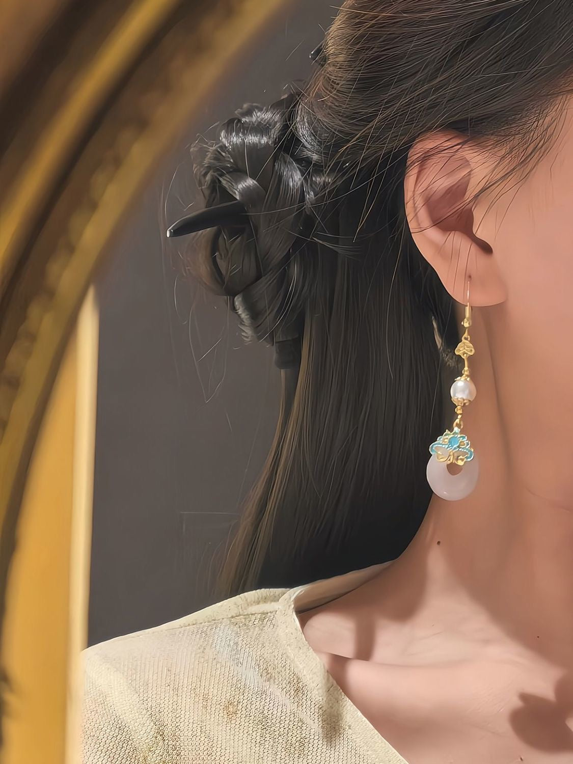 云腾玉梦 新中式国风耳环 Rising Clouds and Jade Dreams – New Chinese Style Earrings