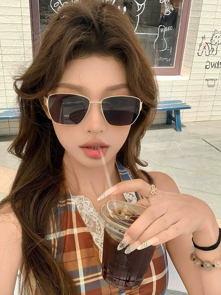 女流氓 雅痞绅士金属款墨镜 Bad Girl Meets Gentleman – Metal Frame Sunglasses