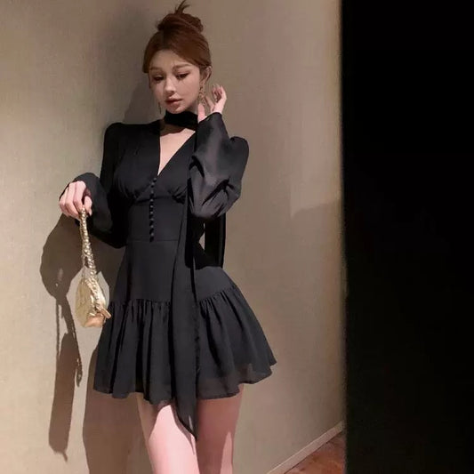 无法抗拒的紫 气质长袖短款连衣裙 Irresistible Purple Elegant Long-Sleeve Mini Dress