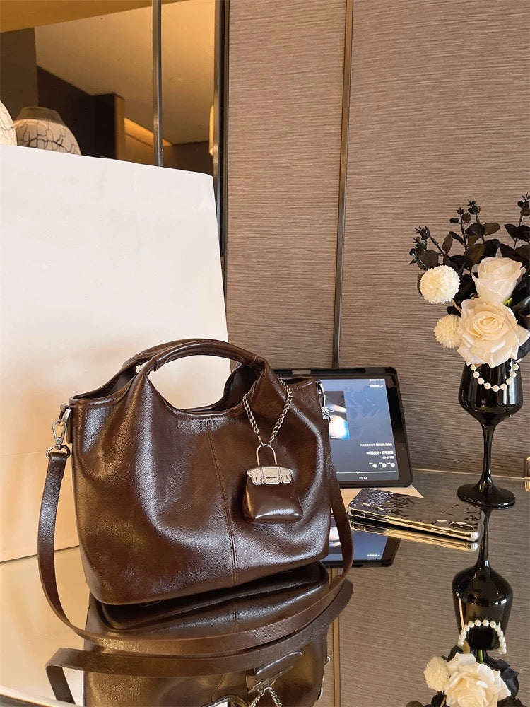 Cookie-color soft leather bag