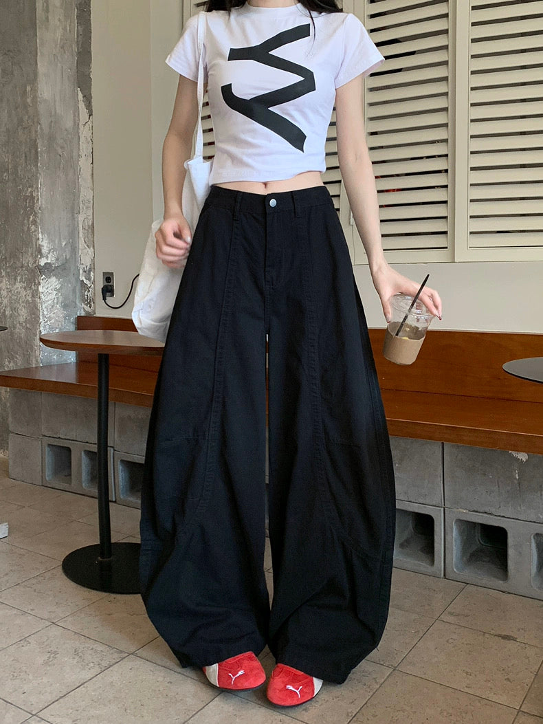 自有主张 弯刀设计美式大口袋牛仔裤 Statement Curved-Cut American Utility Jeans with Oversized Pockets
