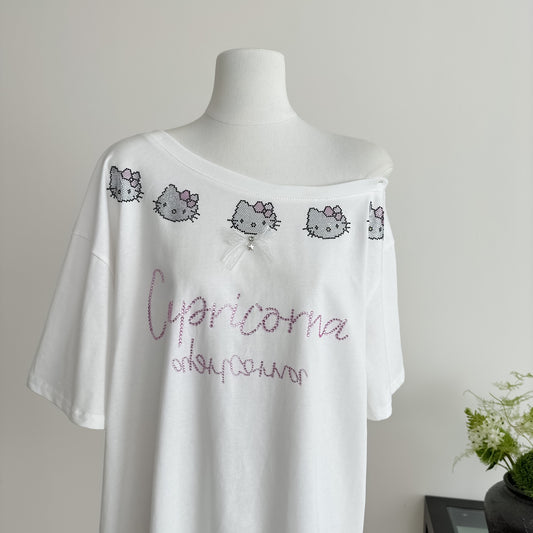 露思style 斜肩烫钻露肩上衣 Lusi Style Rhinestone Off-Shoulder Asymmetric Top