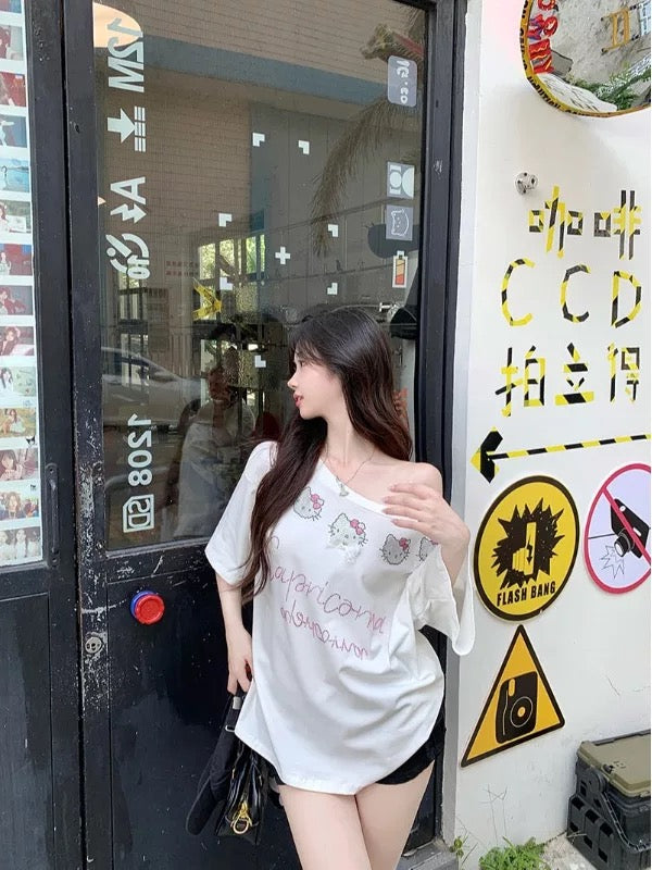 露思style 斜肩烫钻露肩上衣 Lusi Style Rhinestone Off-Shoulder Asymmetric Top